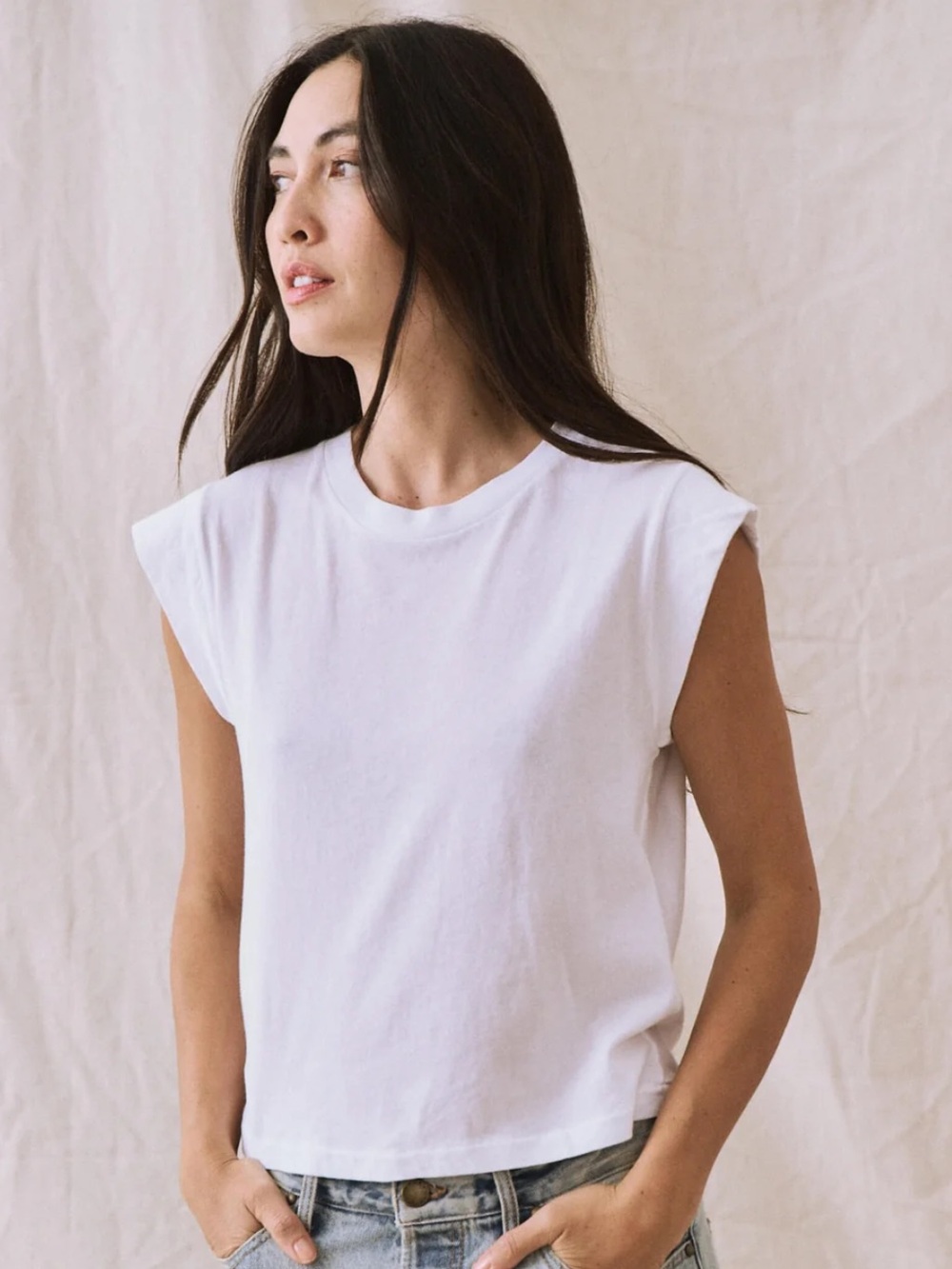 THE GREAT.  The Peak Shoulder Tee